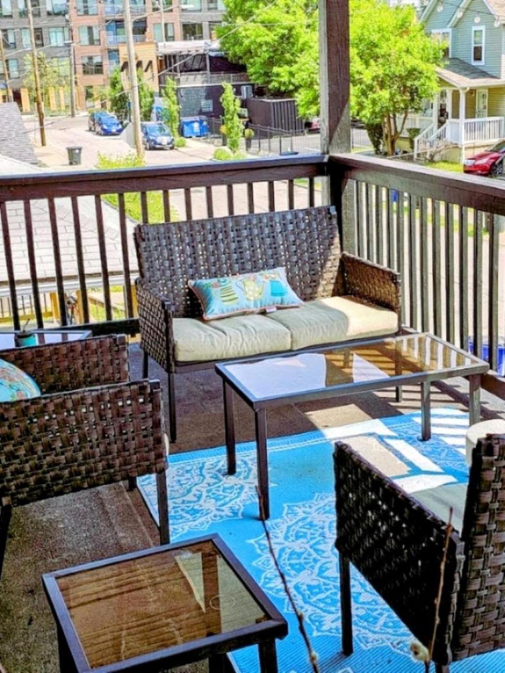 Lovely! Near Cleve Clinic/uh/cwru/dwntwn W/porch Cleveland